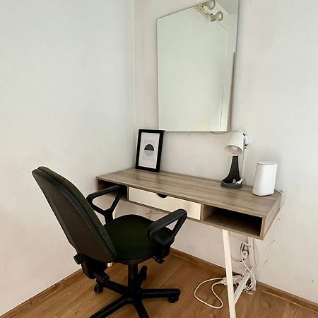 Comfy, Nice And Small Room In Krasków Εξωτερικό φωτογραφία